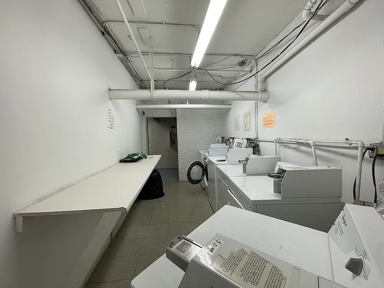 38 Hemenway St #33 — Photo 11
