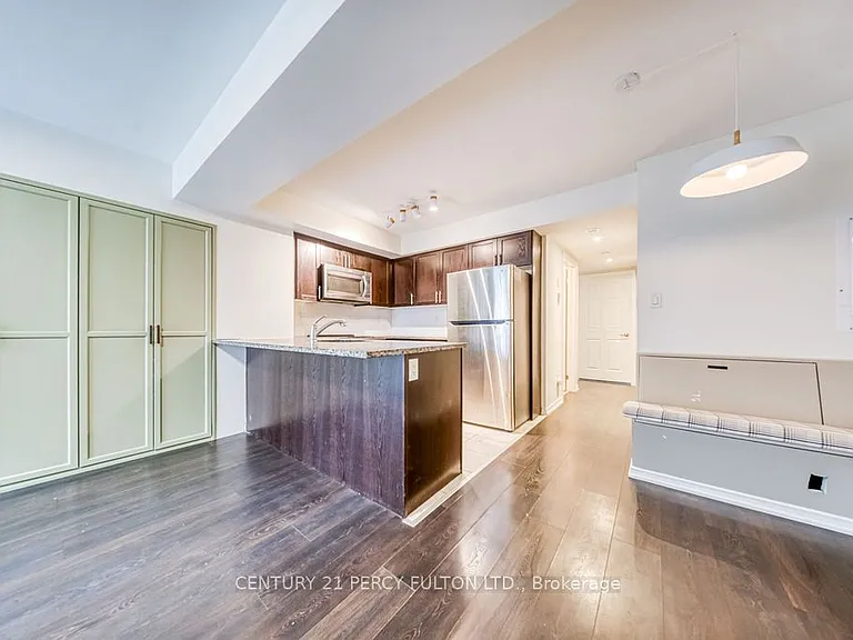 3 Applewood Ln W #103 — Photo 7