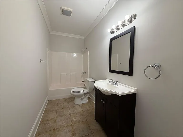 3239 Claudia Ct — Photo 35