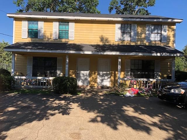 2nd image of 808 Danna Dr
