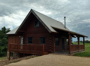 2127 Timber Ridge Ln, Harpers Ferry, IA 52146