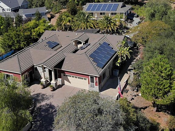 3rd image of 2184 Vineyard Hills Ct