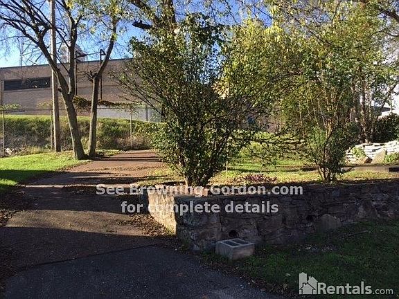 3rd image of 2107 Eastwood Ave