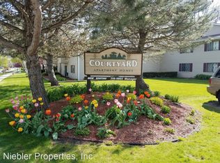 800 S Lincoln Ave #107, Beaver Dam, WI 53916