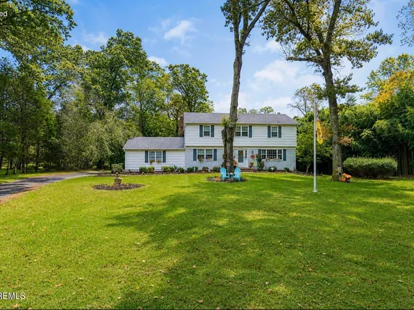16 Millpond Lane, Colts Neck, NJ 07722