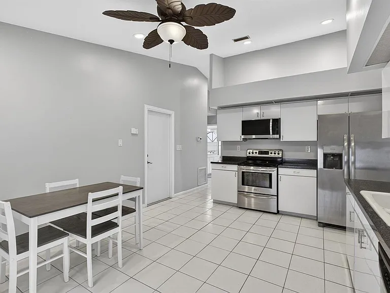 6064 Beaconwood Rd — Photo 13