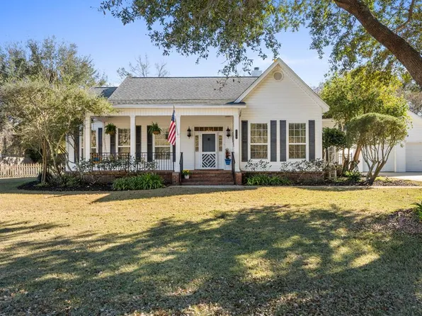 122 Cabell Dr, Port Saint Joe, FL 32456