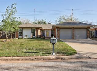 2213 Butternut Pl, Oklahoma City, OK 73013