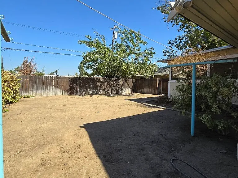 921 E Terrace Ave #A — Photo 31
