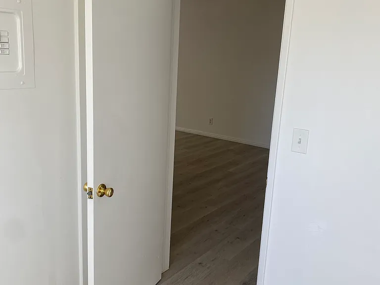 1019 Orange Grove Ave #3 — Photo 9