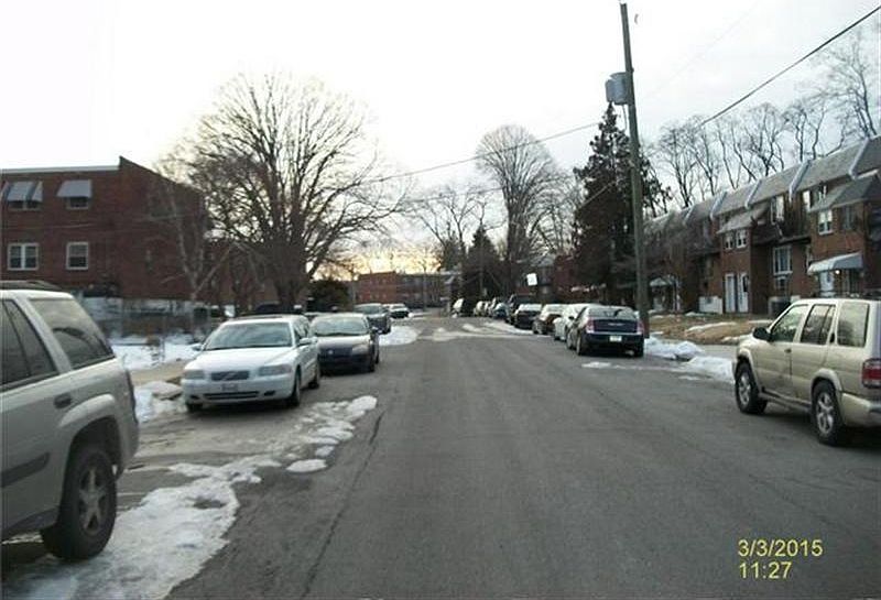 2nd image of 3942 Lankenau Ave