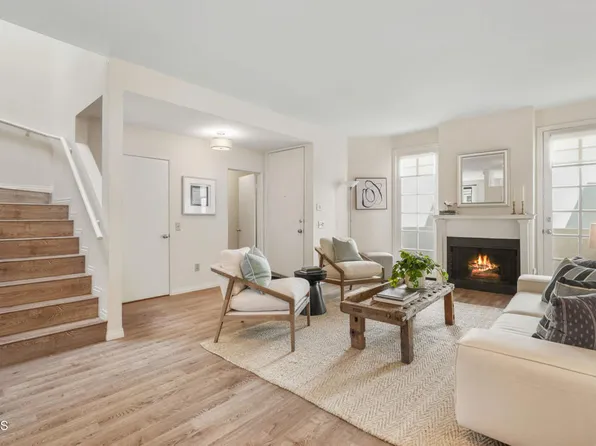 278 S Oak Knoll Ave Unit 3, Pasadena, CA 91101