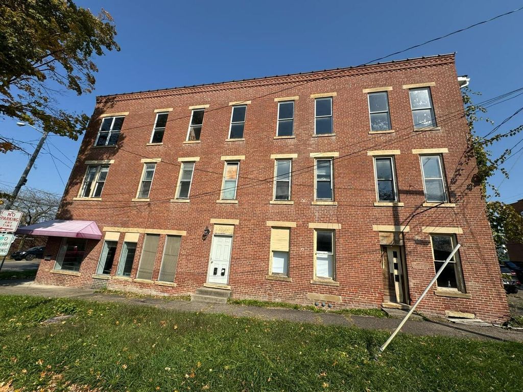 Real estate listing image