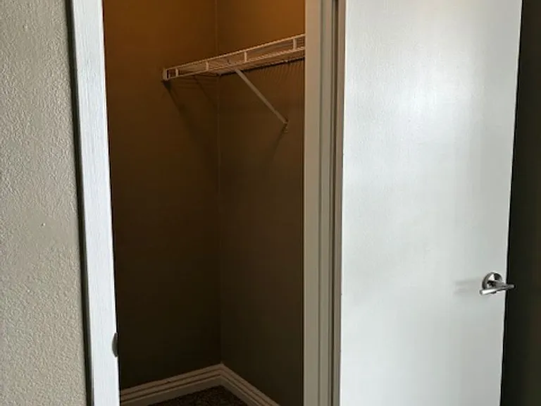 Mandalay Bay Apartments — Photo 87
