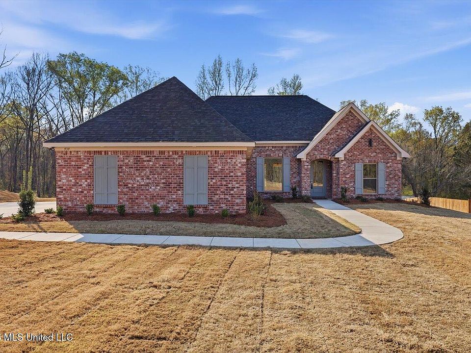1st image of 939 Mullican Rd