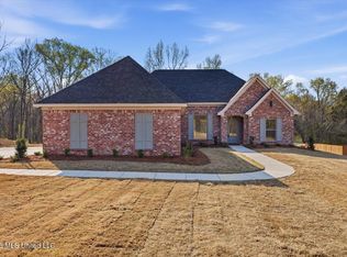 939 Mullican Rd, Florence, MS 39073