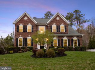 22987 Thornbury Dr, Hollywood, MD