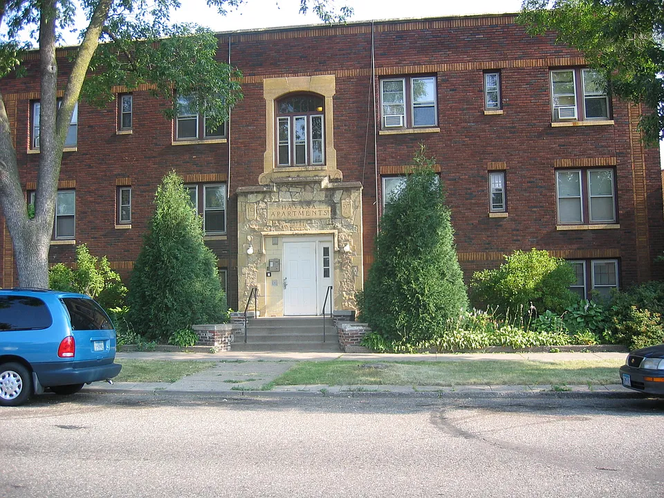 1171 Selby Ave #2