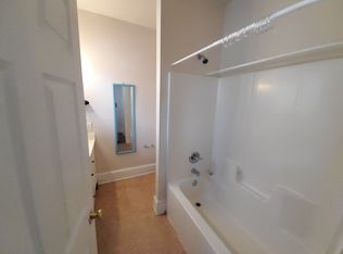 1022 W Market St #35, Greensboro, NC 27401