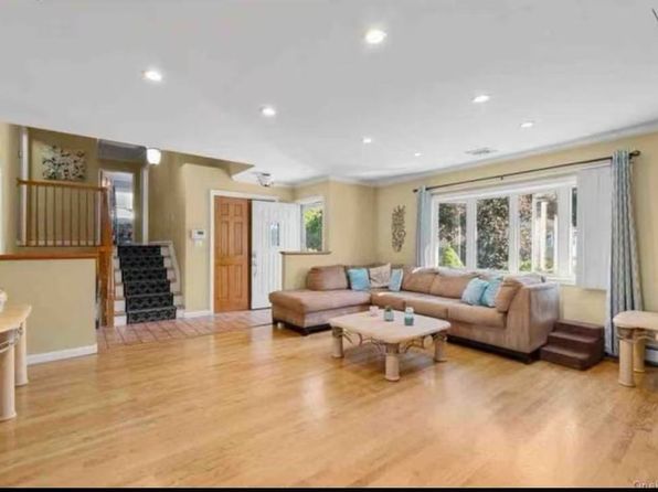 (undisclosed Address)