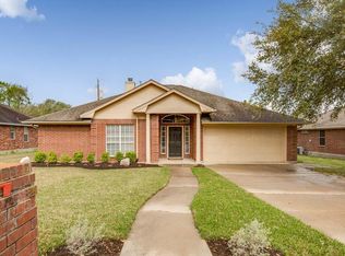 5629 Middlebury Dr, Bryan, TX 77802