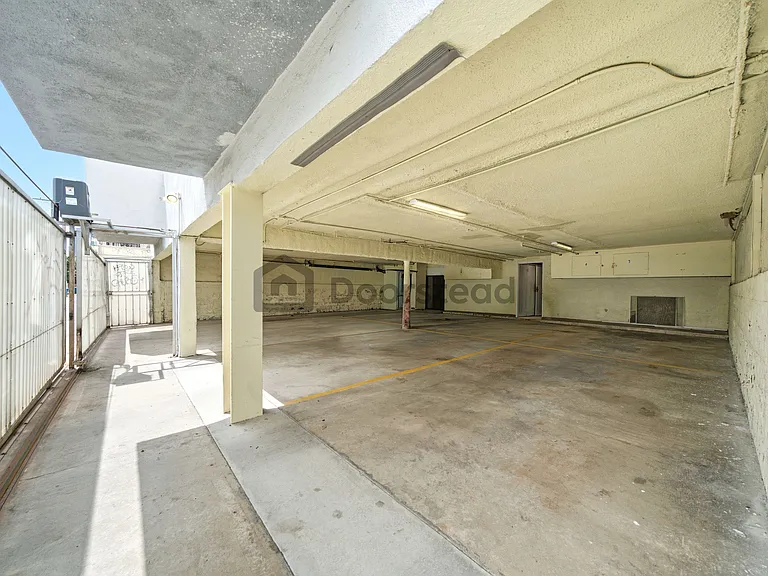 1826 S Bundy Dr #4 — Photo 23