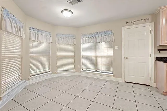 714 Marc Ct — Photo 6