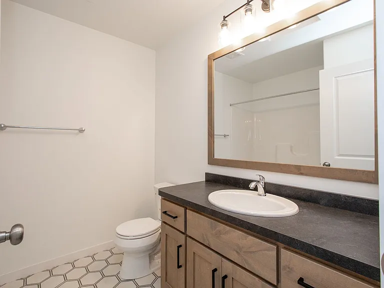 6035 8th St W — Photo 27