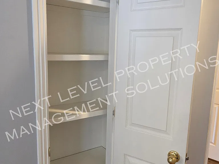 613 E Kimberly — Photo 12