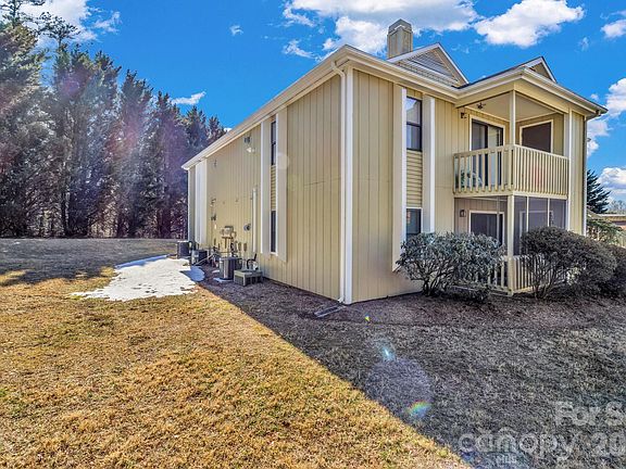 4th image of 110 Heywood Rd APT 12B