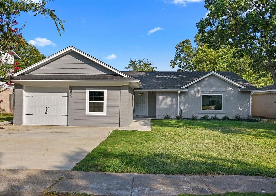 1st image of 2832 Live Oak Dr
