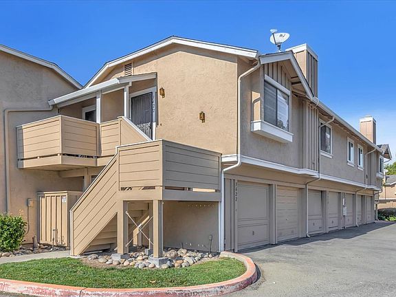 3rd image of 3622 Ivalynn Cir