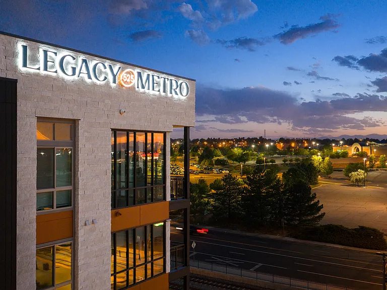 Legacy Metro 525 — Photo 84