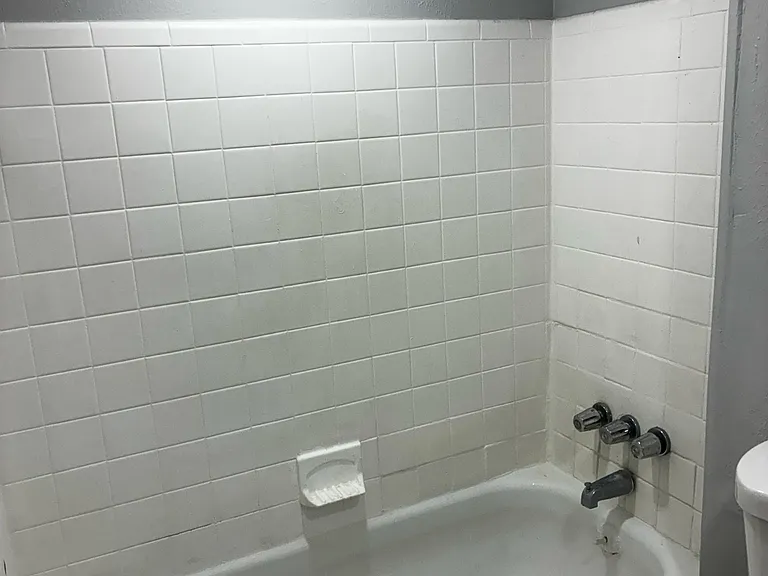 2146 Inwood Ter — Photo 20