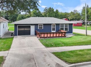 210 N Division St, Hendricks, MN 56136
