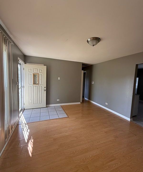 2nd image of 3951 171st St