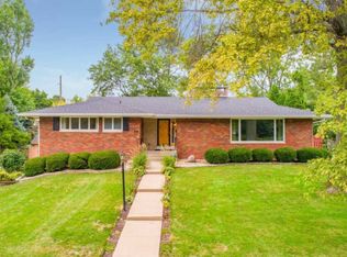 909 W Burnside Dr, Peoria, IL