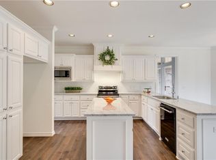 11913 Rosemeade Ct, Oklahoma City, OK 73162