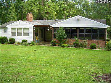 4th image of 1200 Kerry Ln