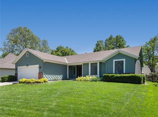 11405 Mastin St, Overland Park, KS 66210