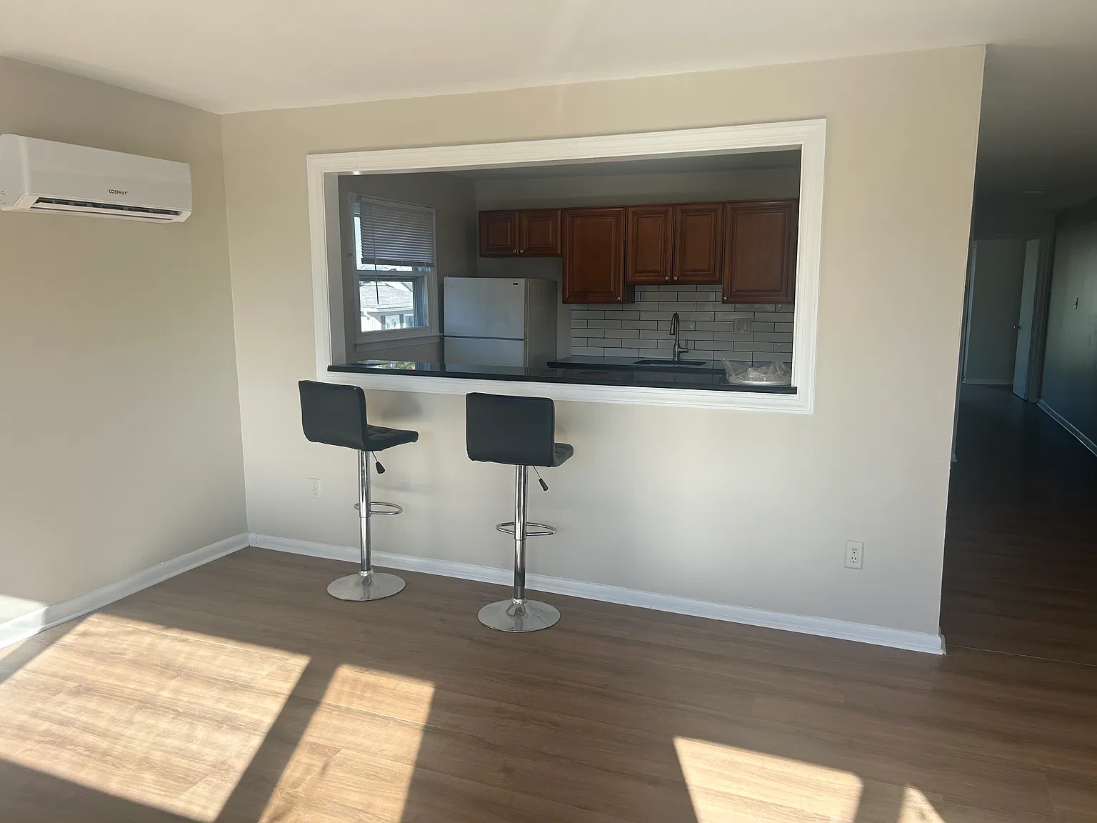 2 bed, 850 sqft, $1,450 — Photo 4