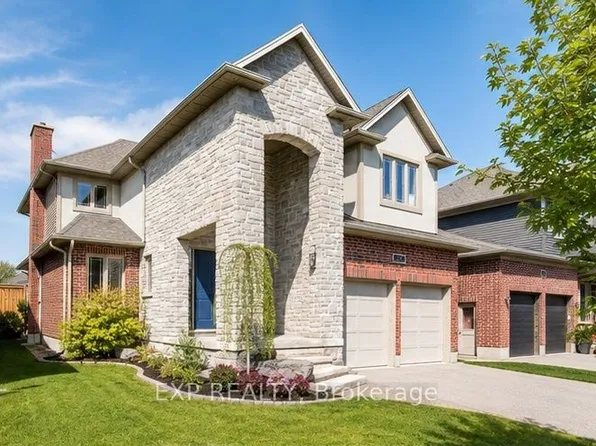 157 Ridgeview Dr, Mapleton, ON N0G 1P0