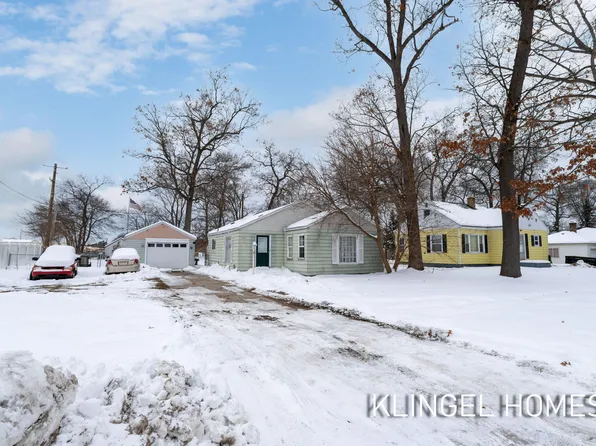 947 Carlton St, Muskegon, MI 49442