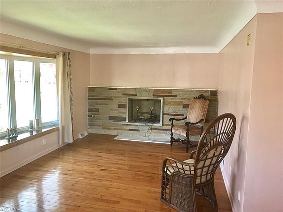 2nd image of 3750 E 154th St