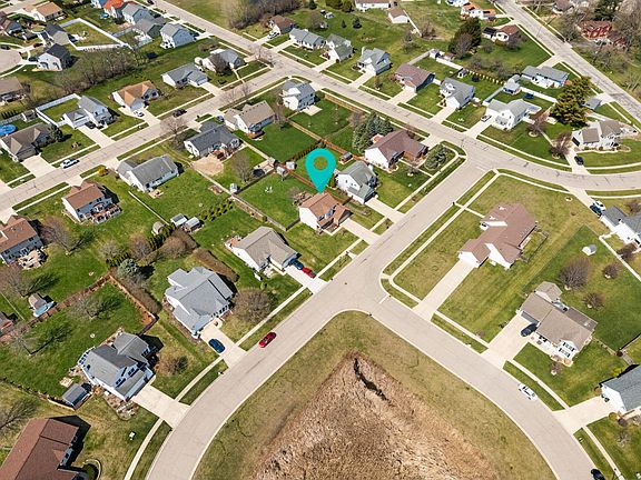 2nd image of 816 Faith Ct