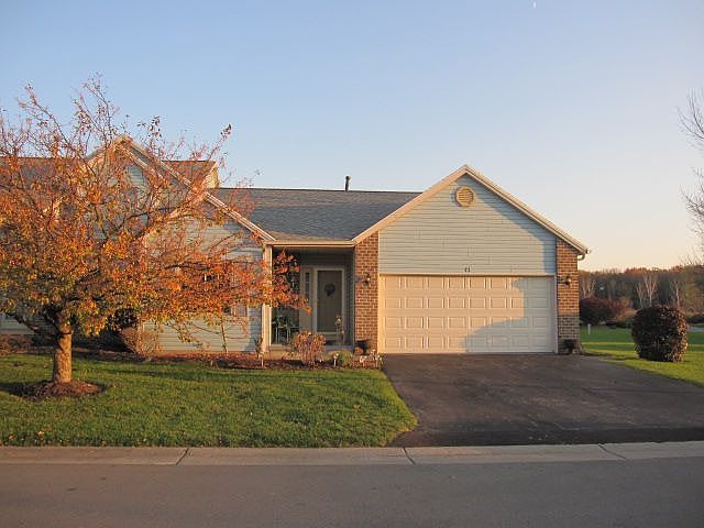 1st image of 11 Daisy Ln