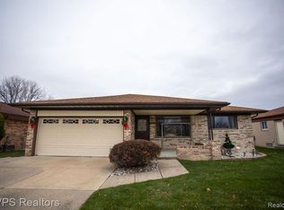 35729 Ensign Dr, Sterling Heights, MI 48312