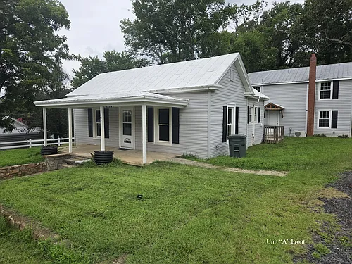 605 Grove St Photo 1