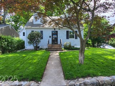 72 Ridgewald Ave, Waldwick, NJ, 07463