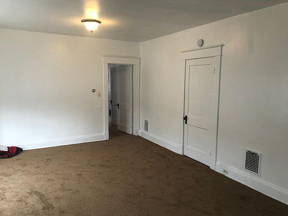 3rd image of 1255 Western Ave Floor 2